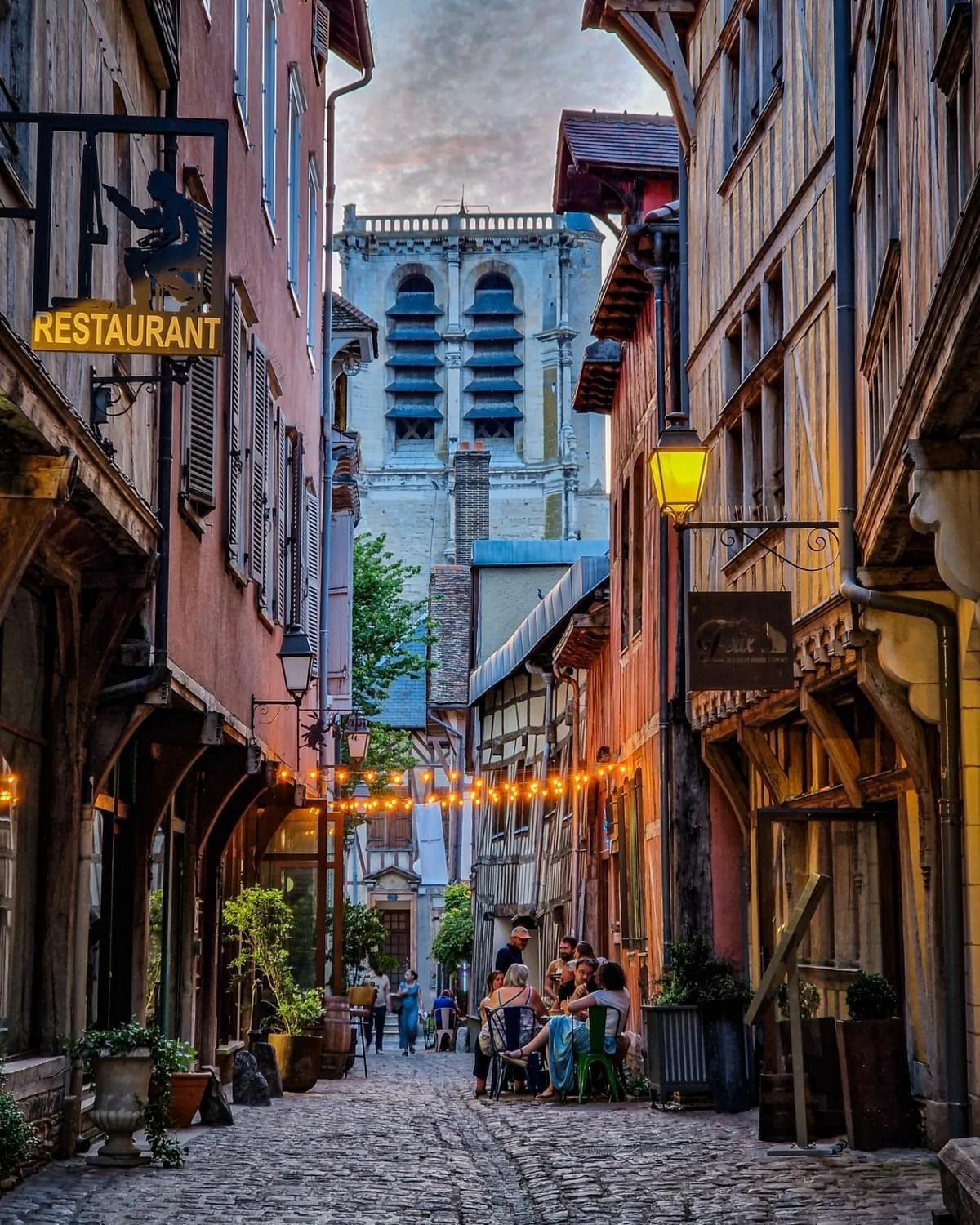 Le Sacre Troyes Appartement Buitenkant foto